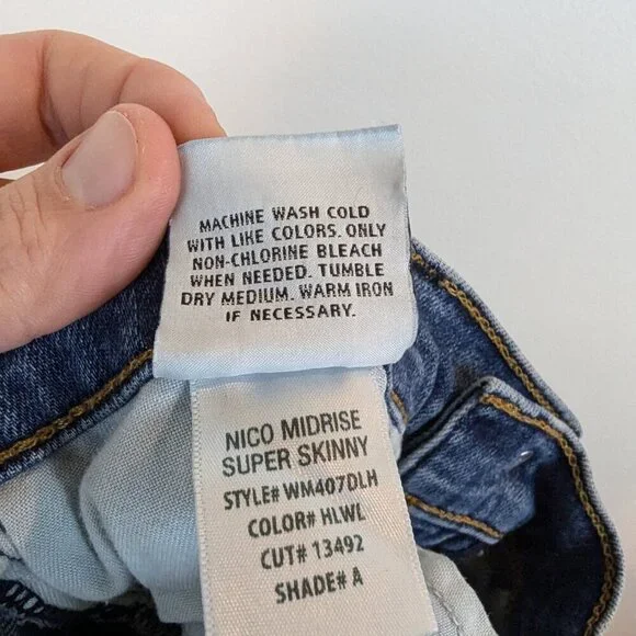 Hudson Nico Midrise Super Skinny Jeans, Sz 26 - Picture 6 of 8